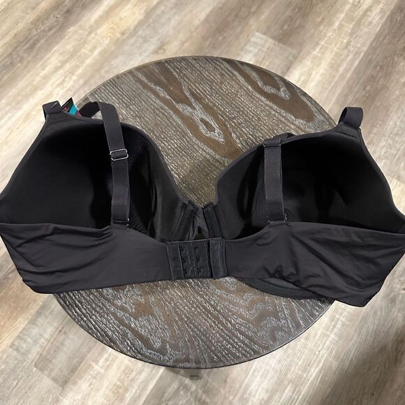 Maidenform One Fabulous Fit™ Body Black Underwire T-Shirt Demi Cup Bra 40D NWT - Picture 5 of 10
